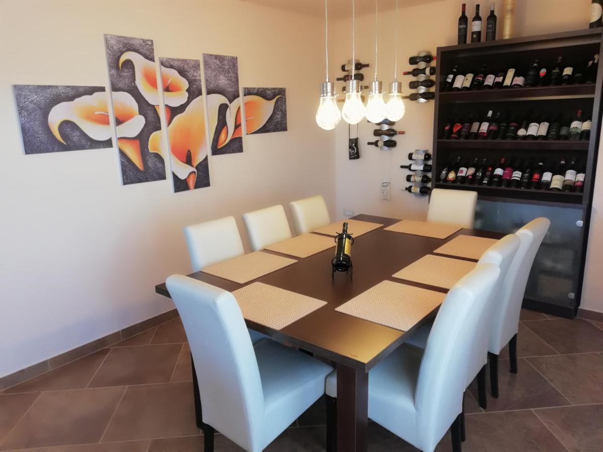 Apartman Nikola Ladrovici Exterior foto